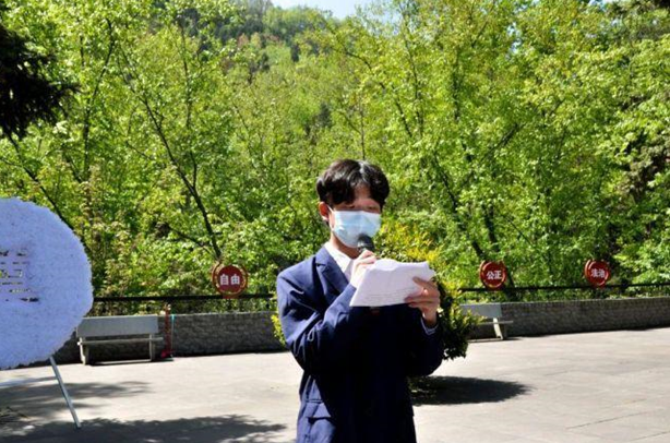 信息工程系“緬懷革命先烈、傳承紅色基因、爭(zhēng)做報(bào)國(guó)青年”黨史學(xué)習(xí)教育團(tuán)日活動(dòng)
